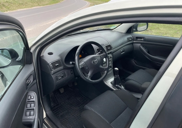 Toyota Avensis cena 19900 przebieg: 208000, rok produkcji 2008 z Nidzica małe 352